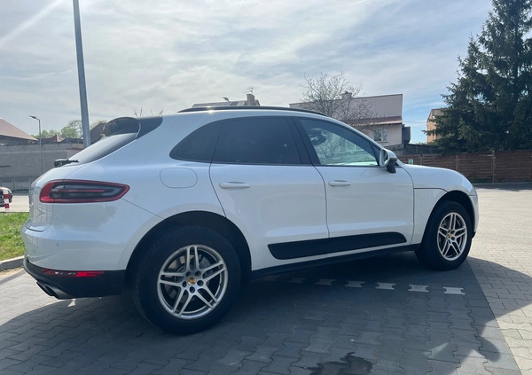 Porsche Macan cena 135000 przebieg: 121000, rok produkcji 2015 z Bełchatów małe 191